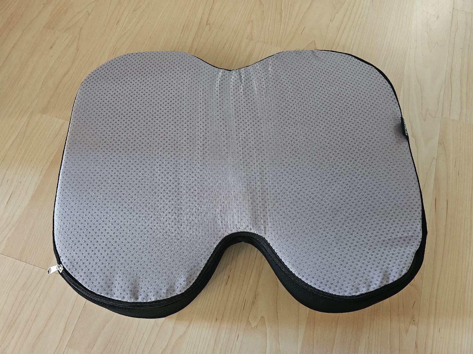 Kissen: Ergonomisches Sitzkissen – Neu (gemäss Beschreibung) aus Büttikon AG von PAM120319 2