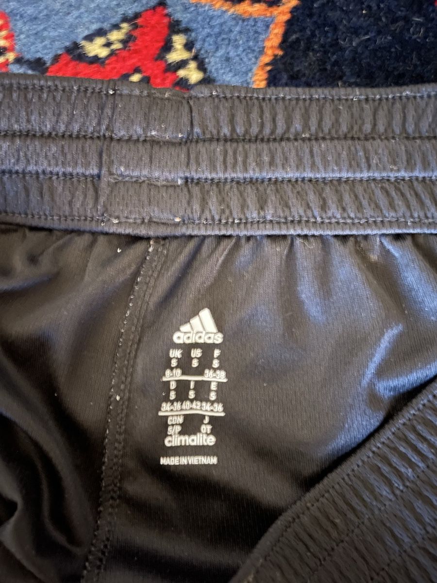 Adidas Pantaloni: Adidas Running Shorts – Usato da Zürich venduto da pau_kbr6 2