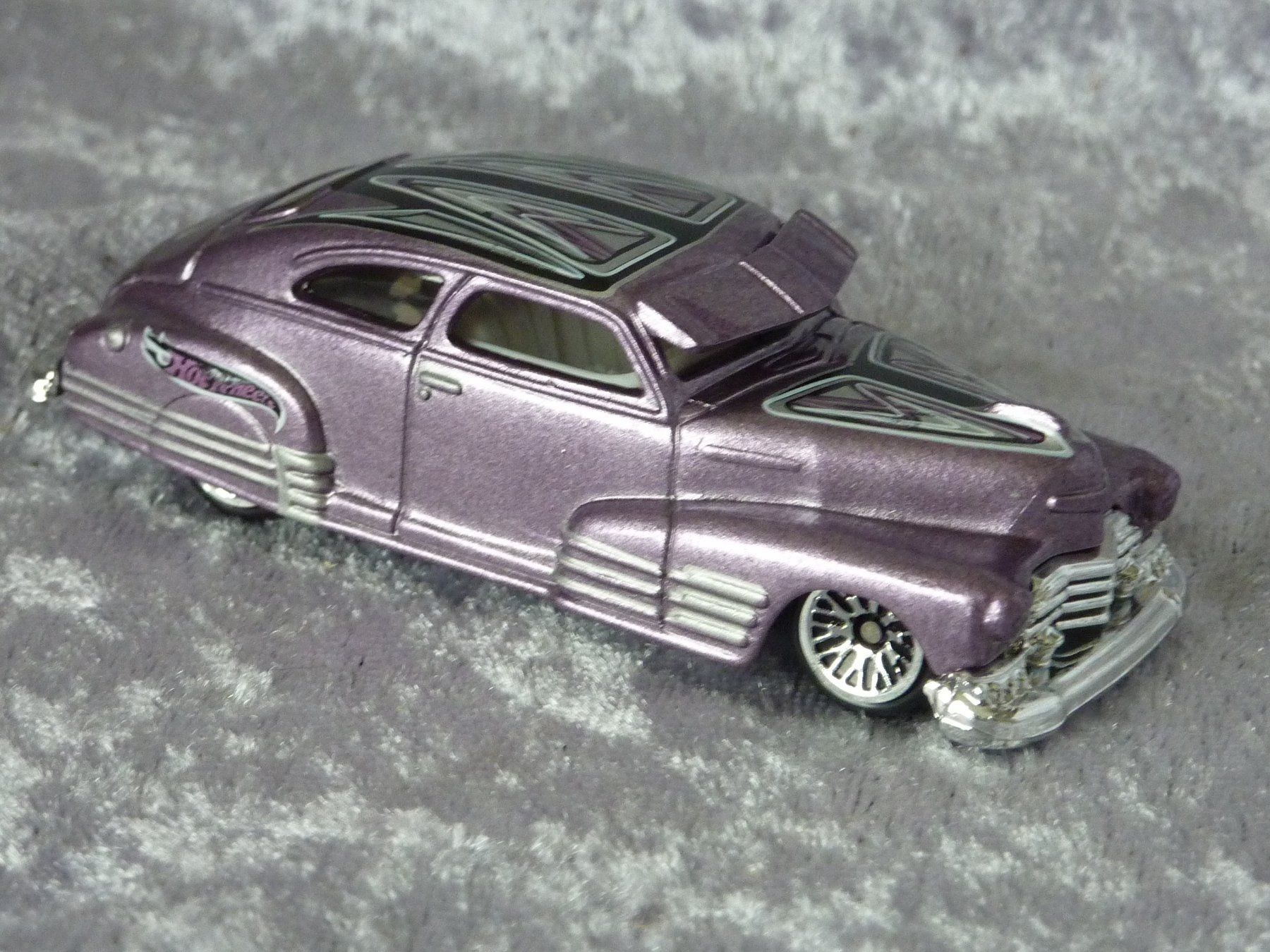 Hot Wheels Modellini d'auto: Chevrolet Fleetline 1947  1:64 – Usato da Dürrenäsch venduto da Cobra1ch 1
