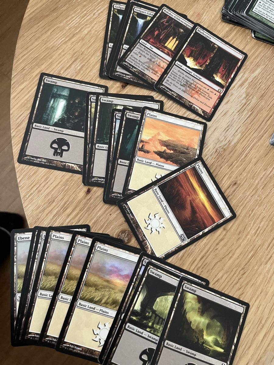 Giochi: Magic: The Gathering Sammlung – ca. 380 Karten + Deckboxen + – Usato da Zollikerberg venduto da robinho_ 7