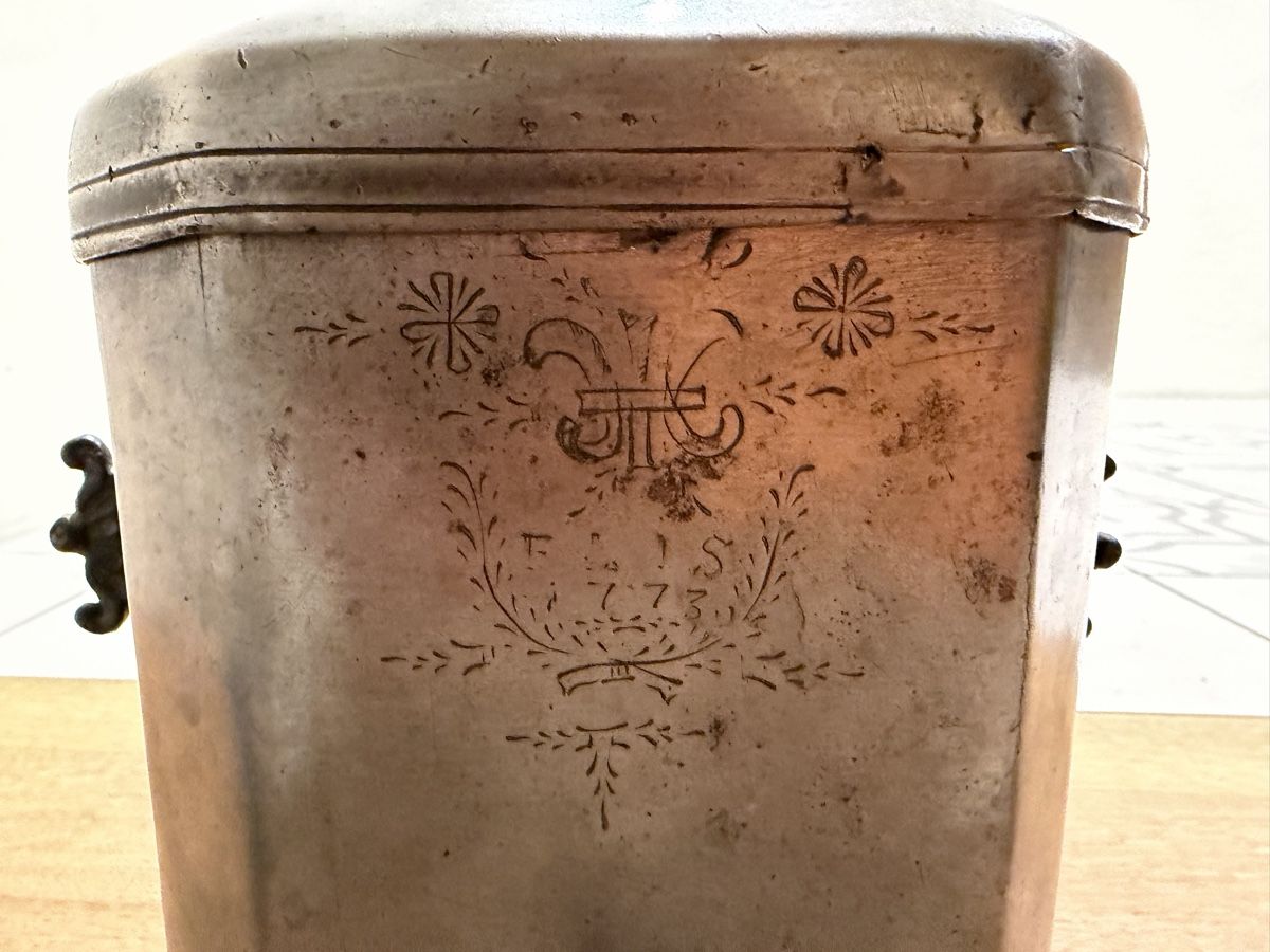 Stagni & Fontane ornamentali: Zinn Giessfass von 1773 – Usato da Wiedlisbach venduto da Fine-Arts 2