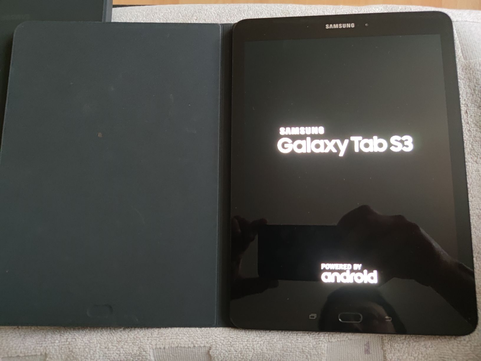 Samsung Tablet PC: Samsung Tab S3 4\32Gb – Usato da Meggen venduto da Malecifent