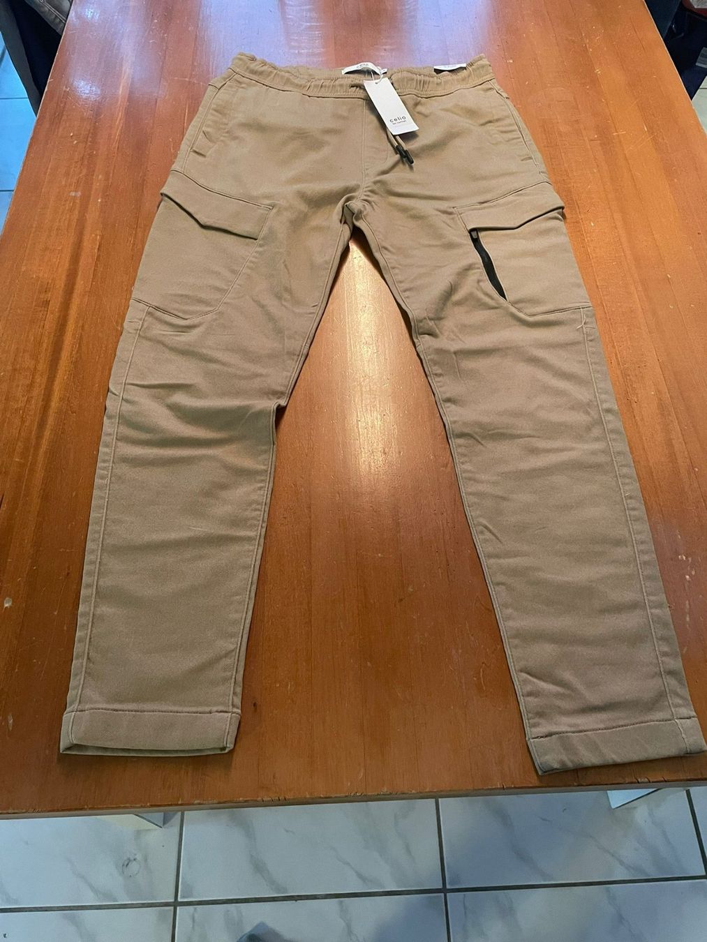 Pantaloni: Cargohose Celio Grösse M – Nuovo (secondo la descrizione) da Würenlos venduto da getskill 2