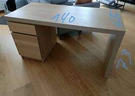Bureau en bois