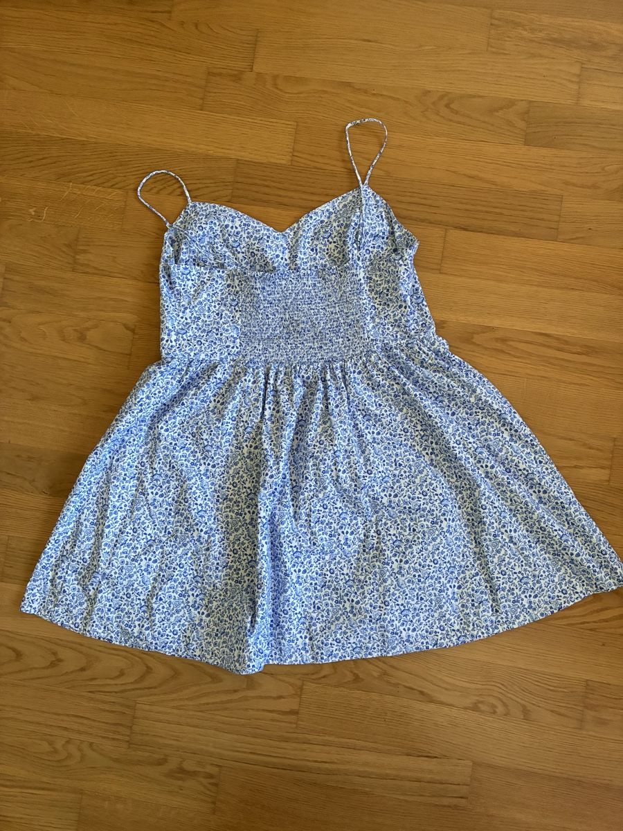 H&M Vestiti: Robe fleurie bleu  – Nuovo e nell'imballaggio originale da Berlens venduto da aye_lf66 1