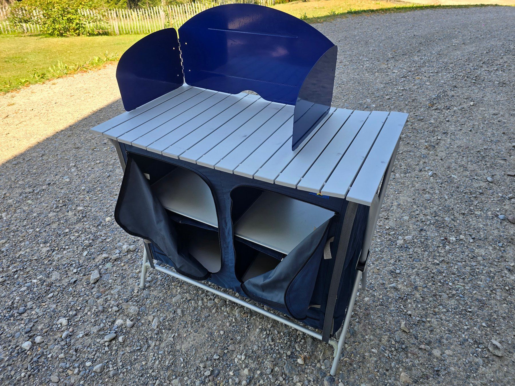Cucine complete: Campingküche Campingschrank – Usato da Steg im Tösstal venduto da sue710 3