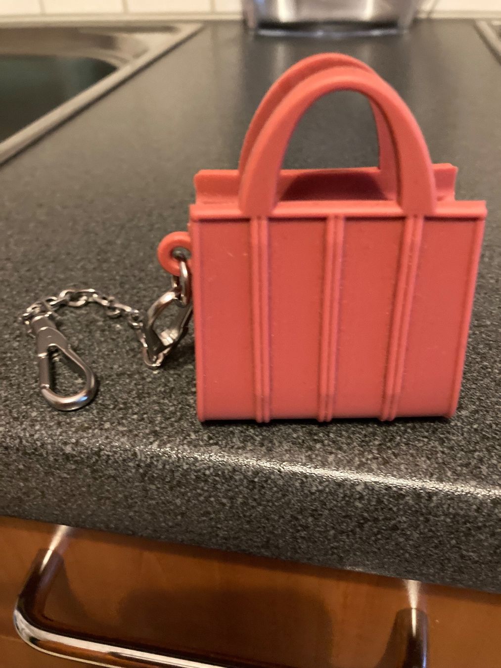 Max Mara Portachiavi: Porte clé/sac Max Mara – Nuovo (secondo la descrizione) da Plan-les-Ouates venduto da Namorona 1