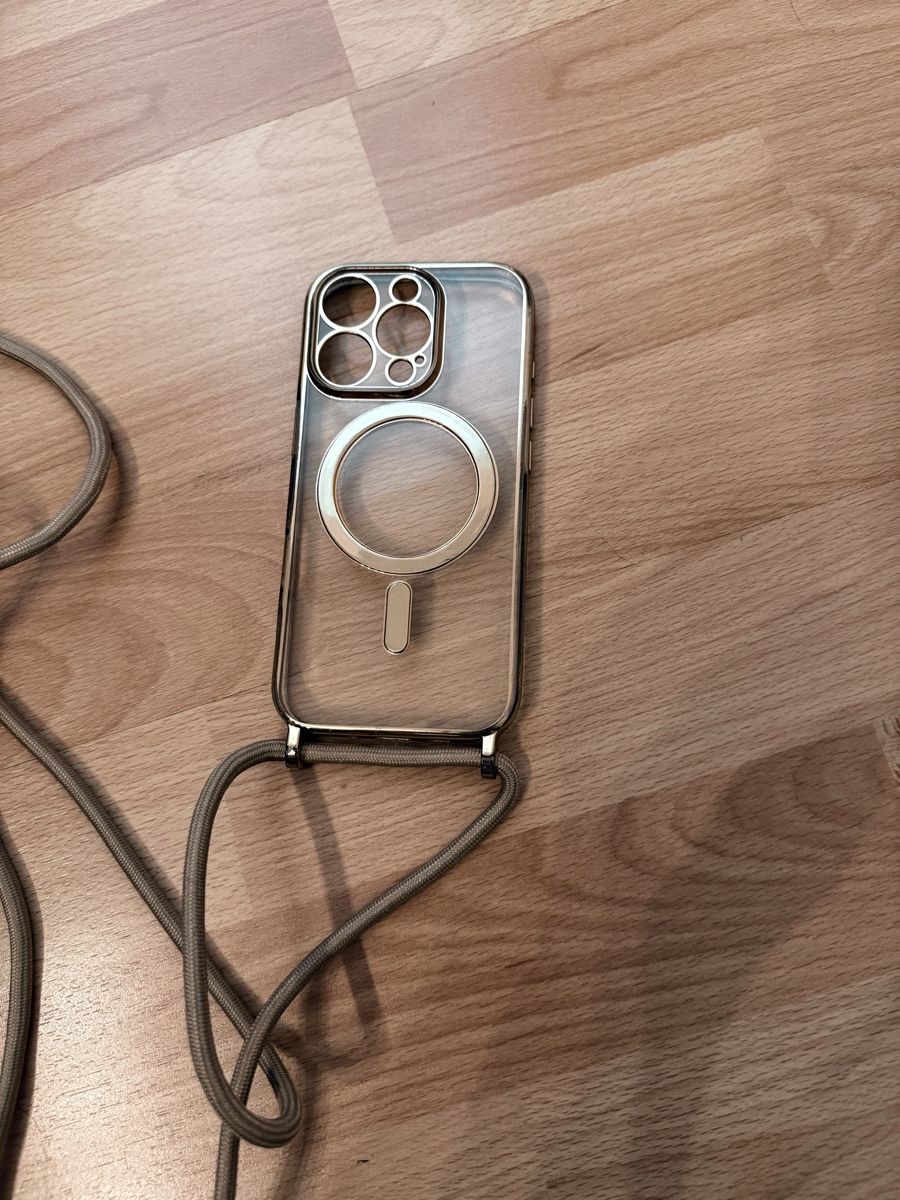 Apple Telefoni cellulari / Smartphones: Iphone 16 Pro 128GB Titane Desert – Usato da Egg b. Zürich venduto da Stence-76 5