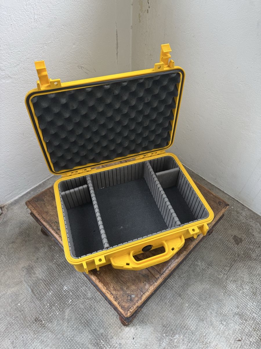 Peli Valises de voyage: Pelican Case / Pelicase jaune – D'occasion à Lausanne par judemisci 2