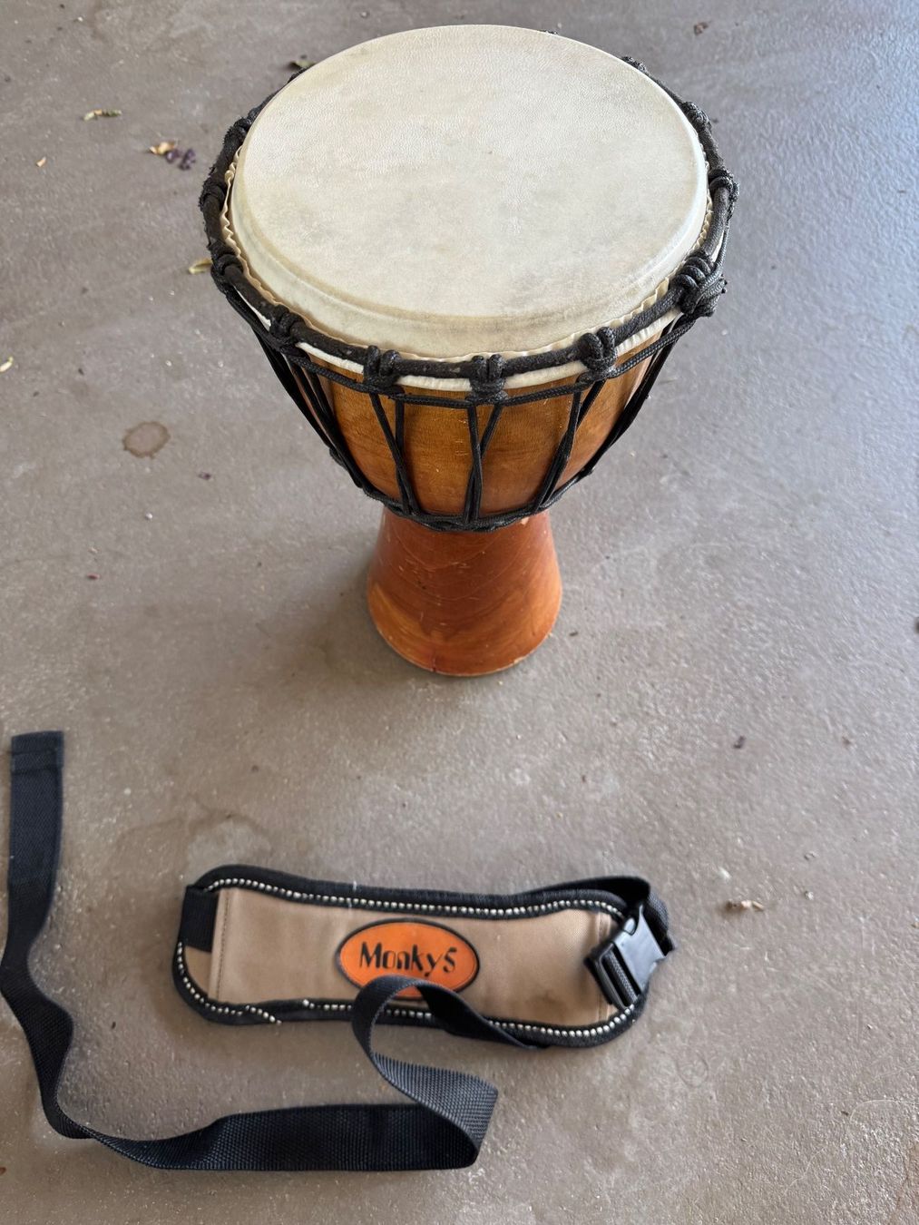 Strumenti musicali: Djembe Buch mit CD und Tragegurt gut erhalten – Usato da Glashütten venduto da Lautbirru 3
