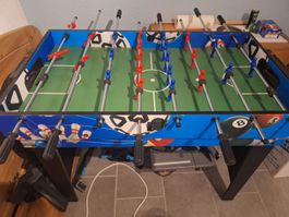 Töggelikasten  / Billiardtisch