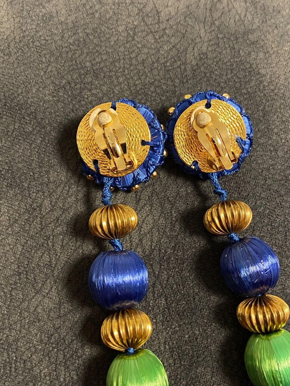 Saint Laurent Orecchini pendenti & Orecchini a lobo: Yves saint Laurent boucle d’oreille – Usato da Montreux venduto da Perledor 4