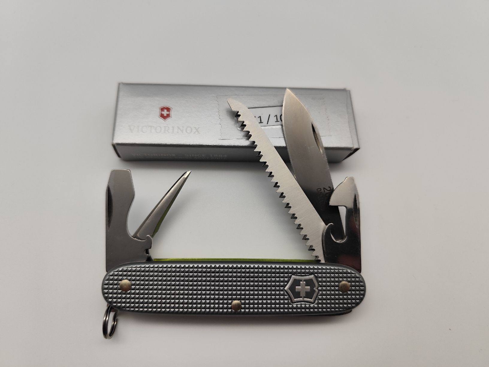 Victorinox Coltelli tascabile: Victorinox Bicolor – Nuovo e nell'imballaggio originale da Hellbühl venduto da 30R_R30 1
