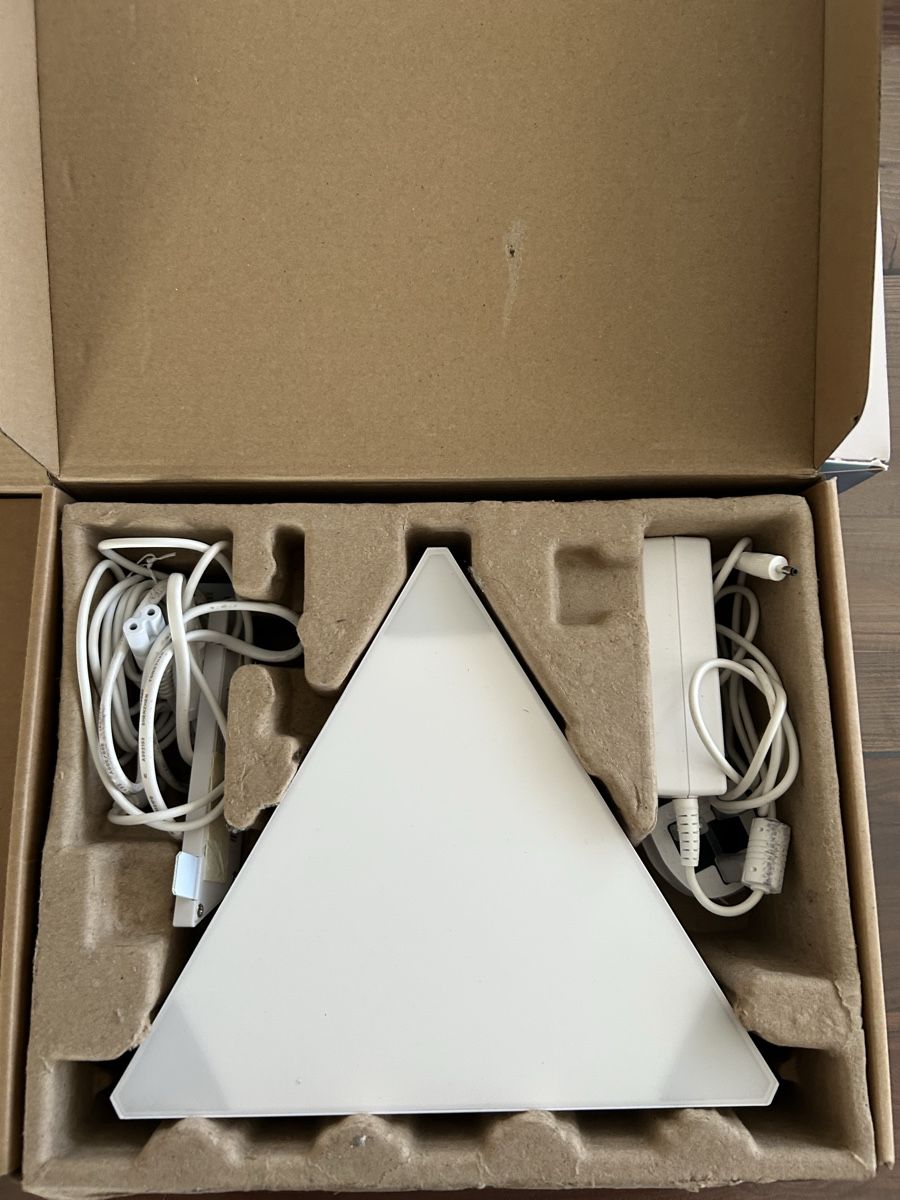 Nanoleaf Lampade: Nanoleaf Light Panels Smarter Kit 16Stück – Usato da Neftenbach venduto da zur_z6vt 6