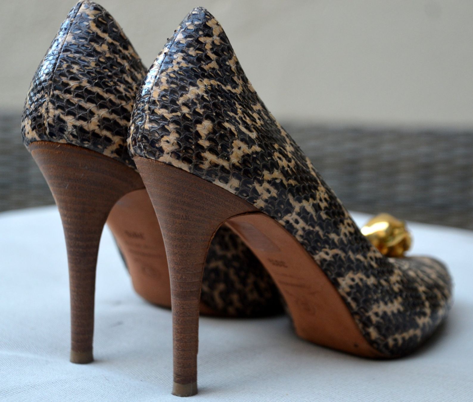 Alexander Mcqueen Scarpe da donna: Alexander McQueen Pumps .38,5 – Usato da Collonges venduto da arashee 3