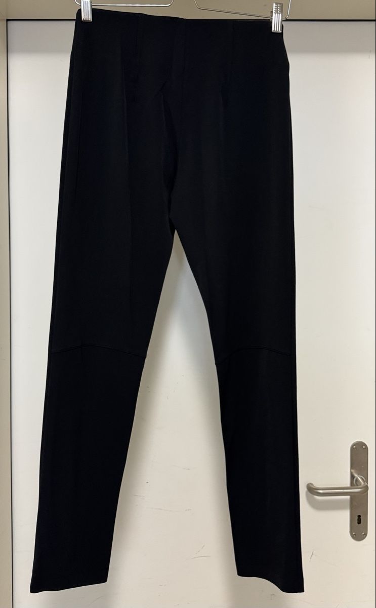 Ina Kess Pantaloni: INA KESS PURE STRETCH PANTS black – Usato da Spreitenbach venduto da Mutter001 2