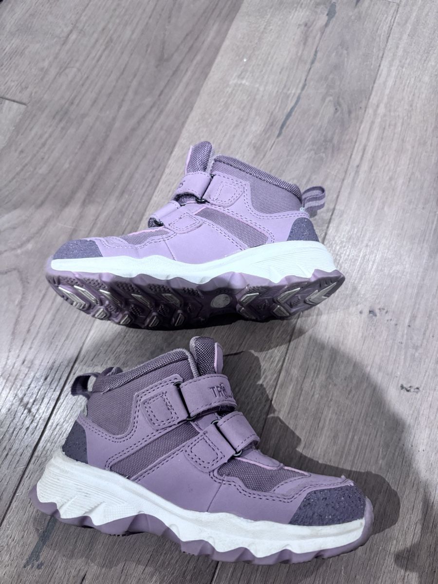Scarpe per ragazze: Trollkids Lilac Boots Size 27 – Usato da Zug venduto da axx3l 2