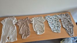 5 bodys m. courtes C&A et SMILE, taille 98