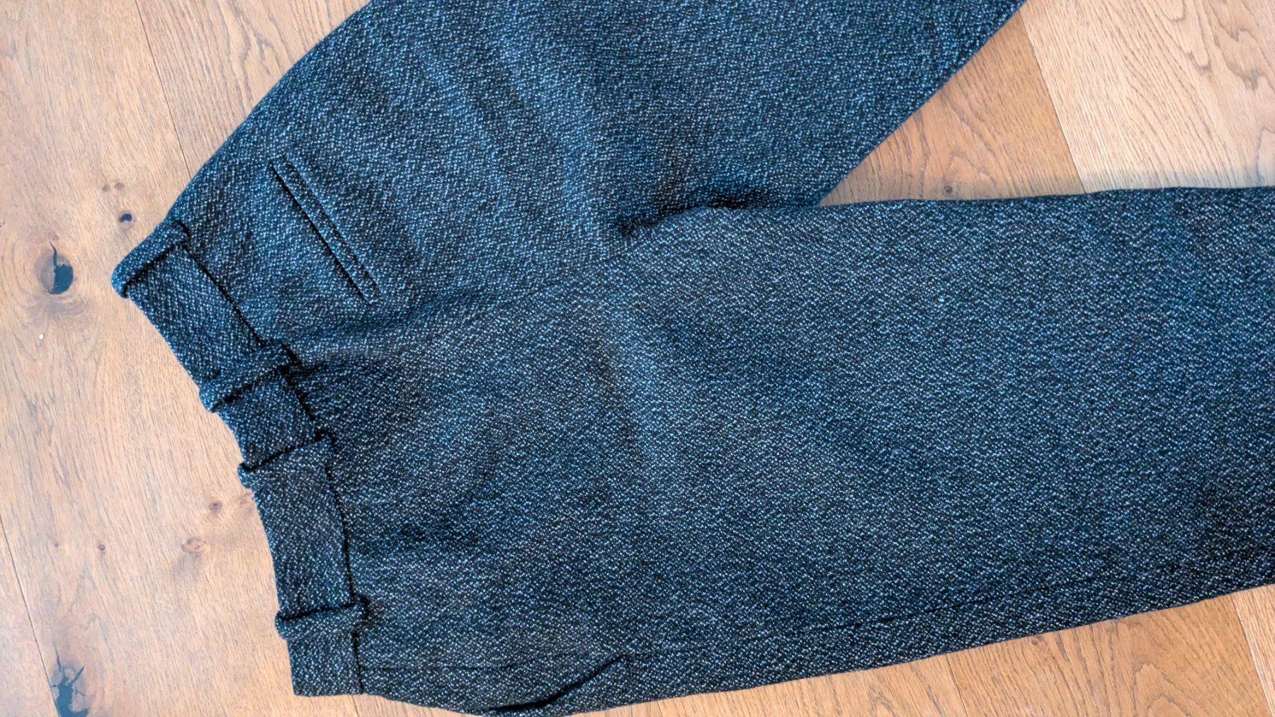 Cos Pantaloni: Culotte von COS 34 aus Wolle – Usato da Heerbrugg venduto da Bkoeppel90 1