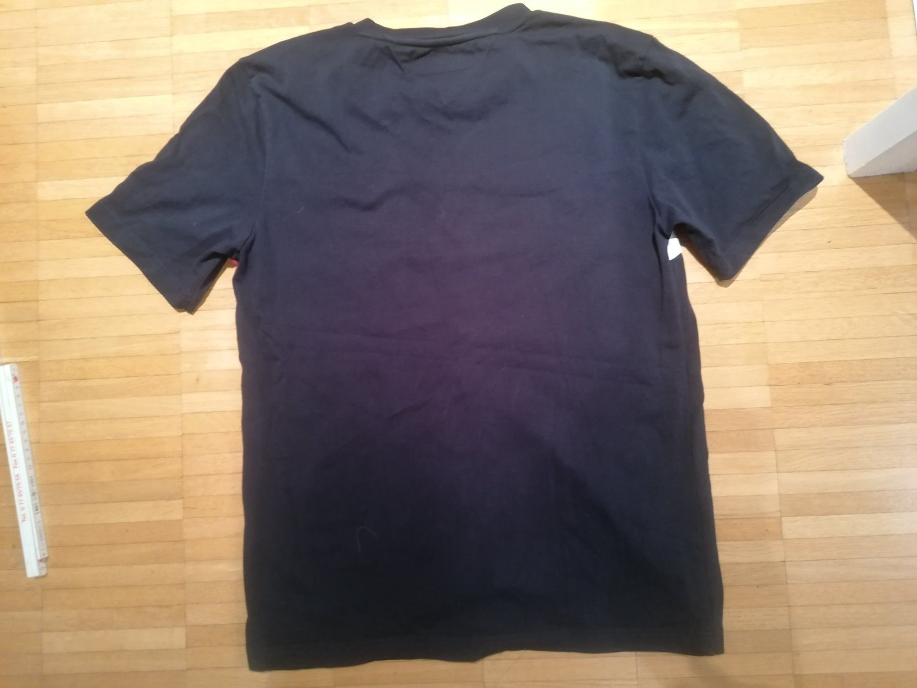 Tommy Hilfiger T-shirt: Tommy Hilfiger T-Shirt – Usato da Laufenburg venduto da megane1959 3
