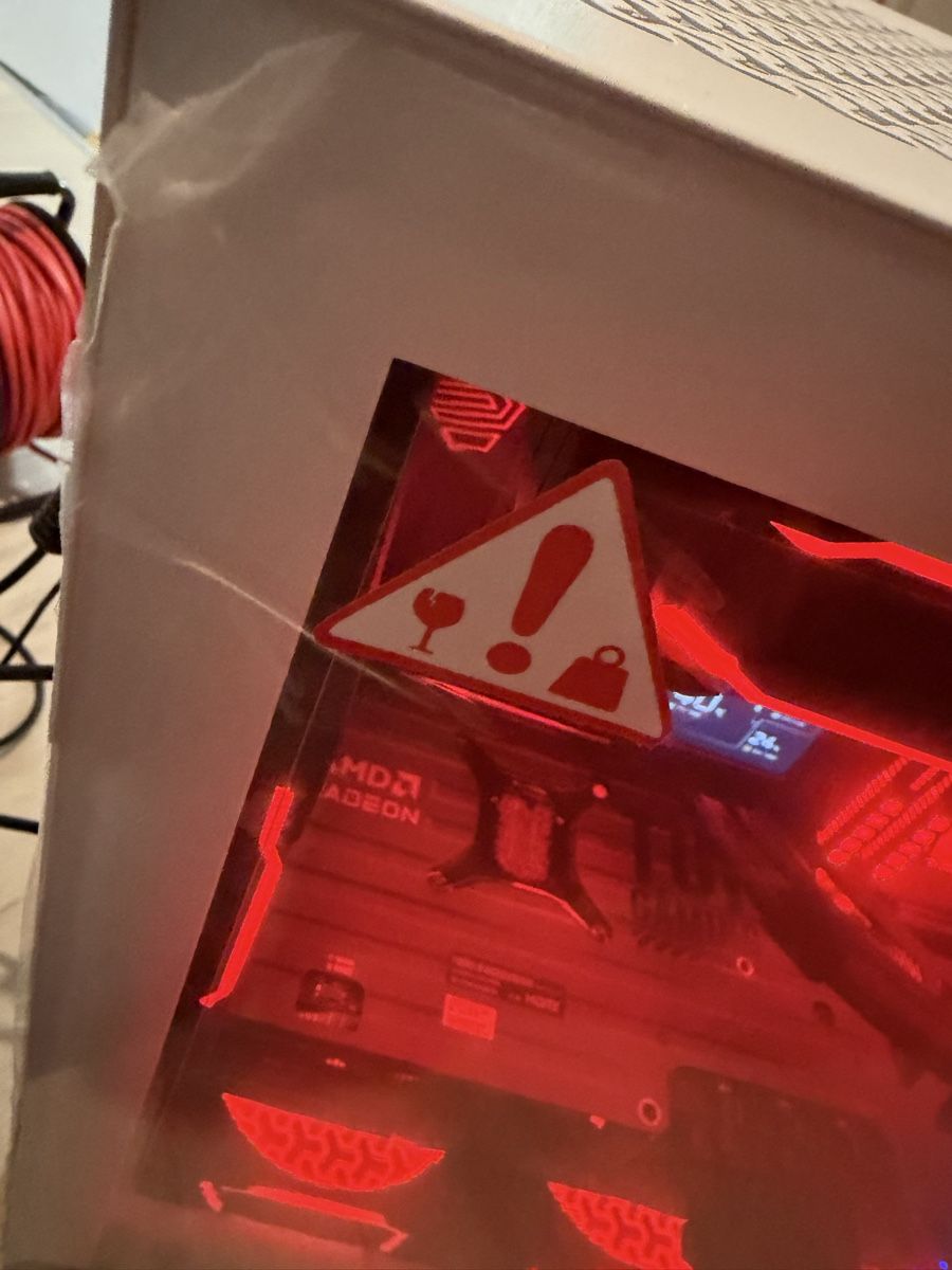 Amd PCs: Gaming PC AMD 7 9800X3D – Neu (gemäss Beschreibung) aus Schaffhausen von Targus901 7