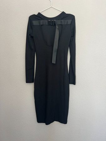ZARA Kleid mit Rückenausschnitt, Size S