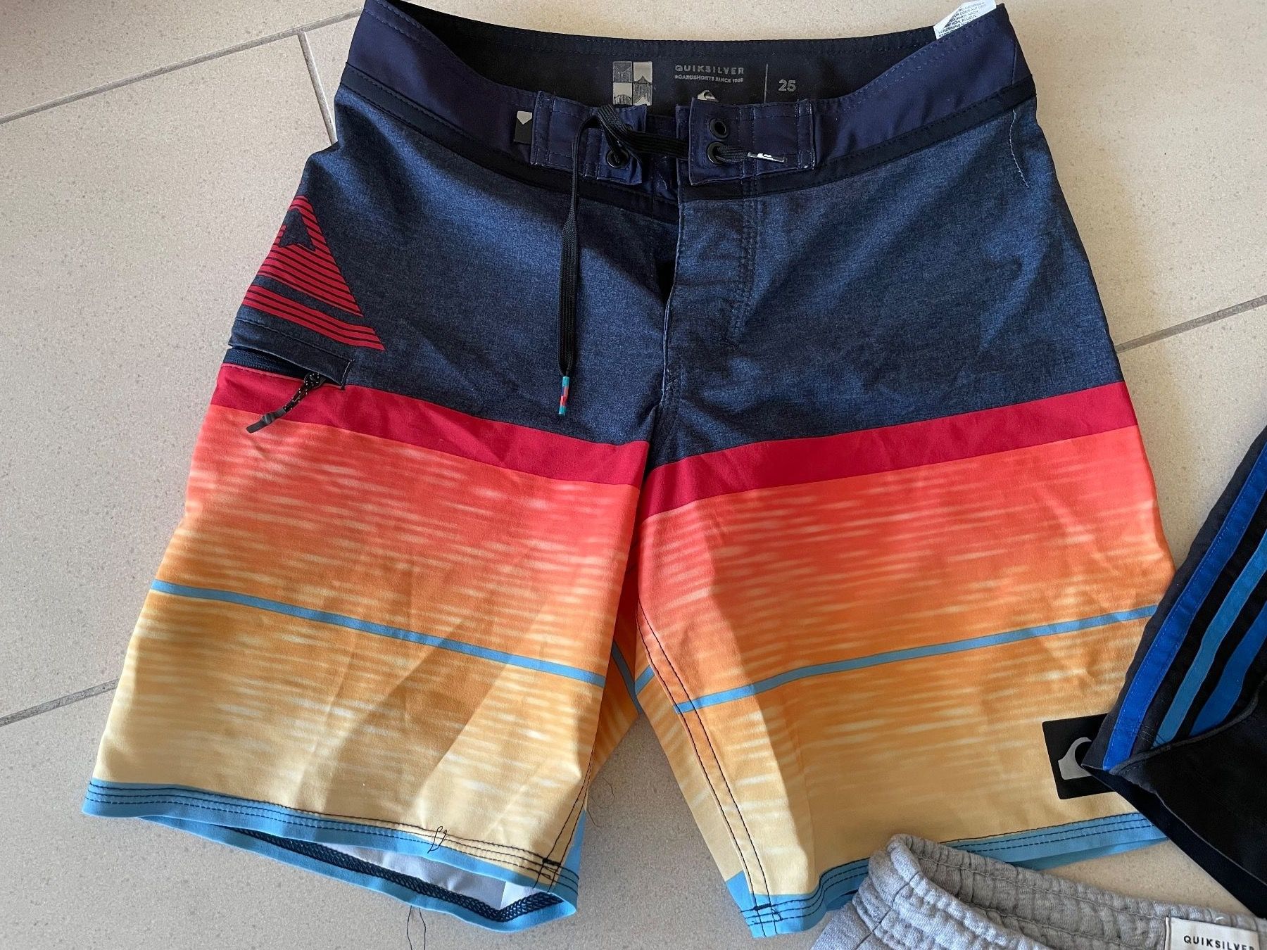 Ensembles coordonnés: Badehosen / Shorts – D'occasion à Zug par falama 2