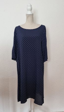 Schönes Kleid von der Marke I BLUES Gr. 40