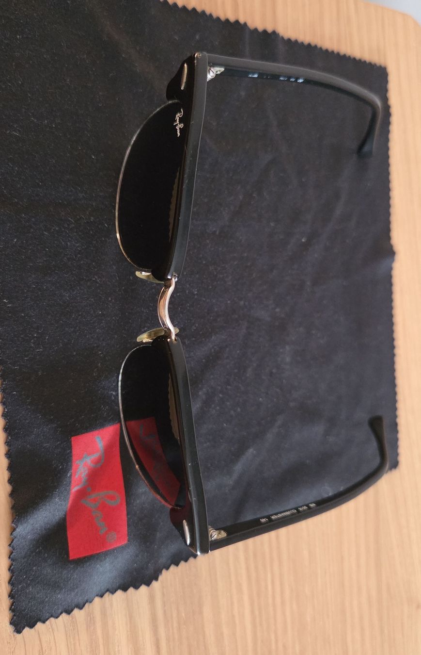Ray-Ban Occhiali & Lenti: Ray-Ban Clubmaster Sunglasses – Usato da Balerna venduto da Gabriele.R
