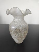 Schöne Kleine Glas Blumenvase 17cm - wie Neu