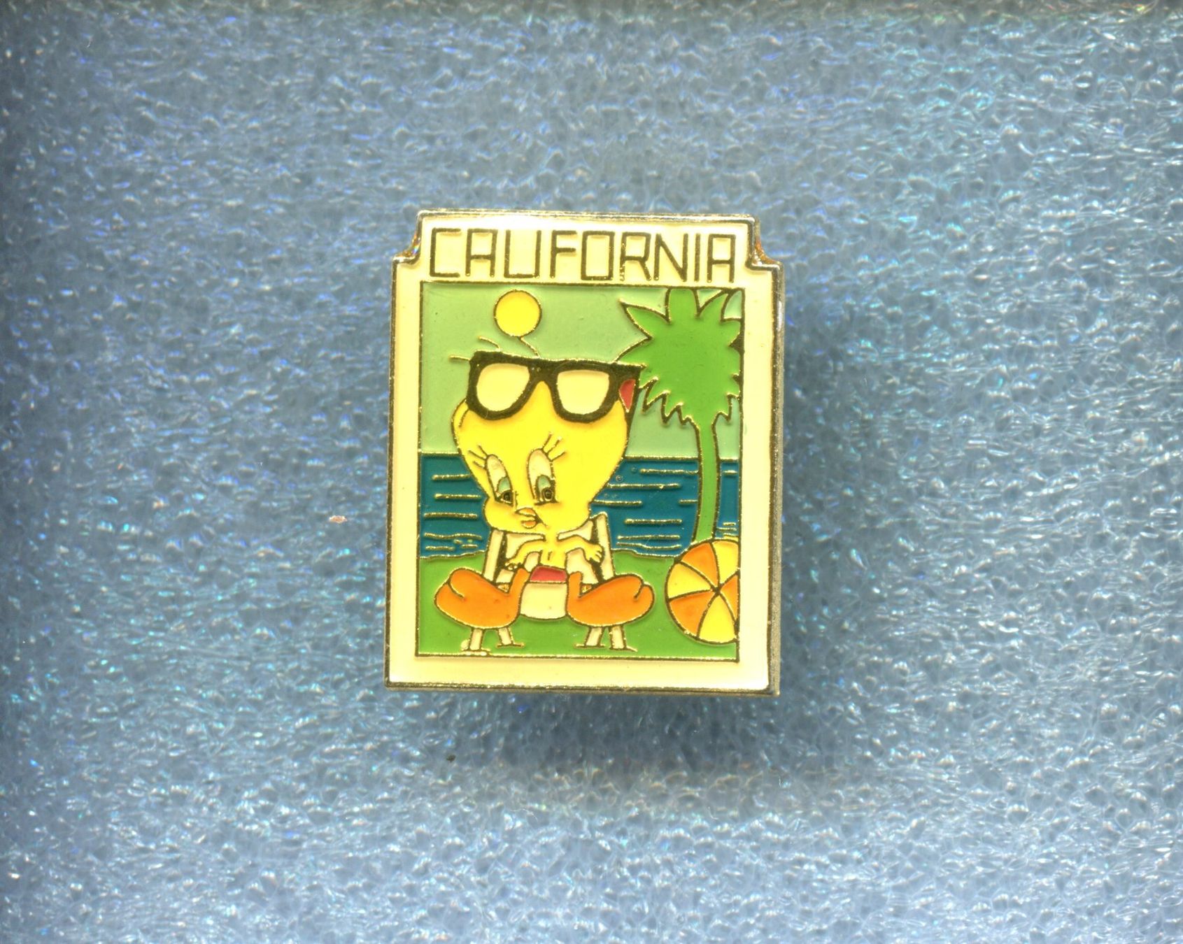 Plaketten & Abzeichen: Tweety  CALIFORNIA – Gebraucht aus Winterthur von Sammleroase