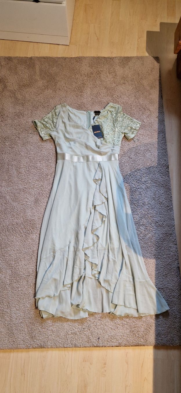 Kleider: Abendkleid – Neu (gemäss Beschreibung) aus Ulisbach von bri_ws2m