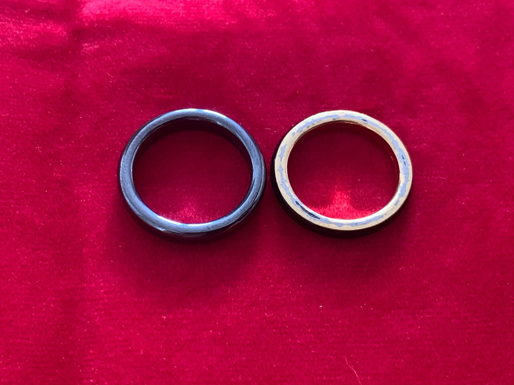 Anelli: 2 Ringe aus Carbon – Usato da Regensdorf venduto da Spyke55