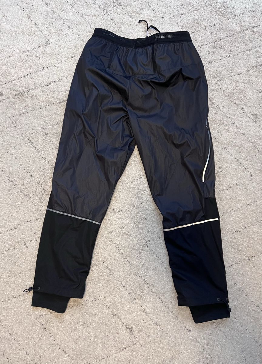 Nike Lotti di vestiti: Laufjacke und Hose Nike Gr. M – Usato da Emmenbrücke venduto da ThomiE01 3