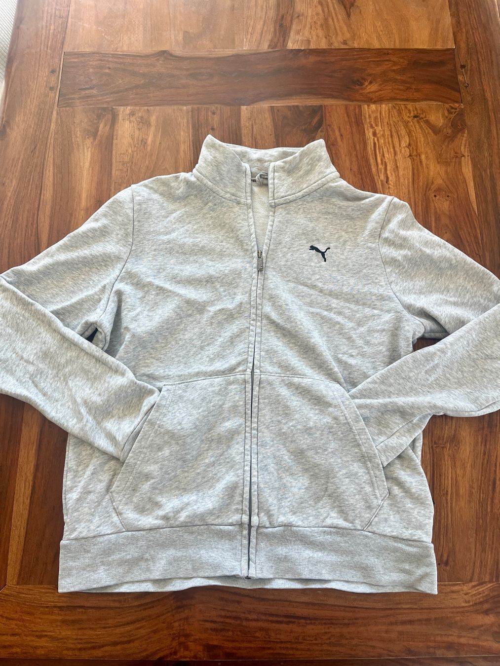 Puma Pullover & Sweatshirts: Pull gris Puma - Taille S – Gebraucht aus Cossonay-Ville von 021epi70 1