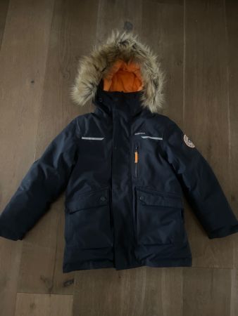 Warme Quechua Winterjacke, Gr. 128