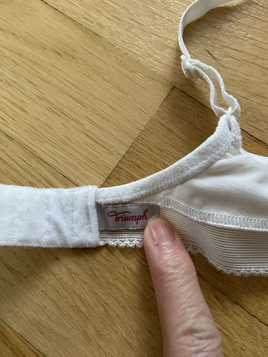 Triumph Altra biancheria intima: 2 TRIUMPH BH GR C 75 UND 1 SLIP GR 38 – Nuovo (secondo la descrizione) da Zürich venduto da schneeflocke303 4