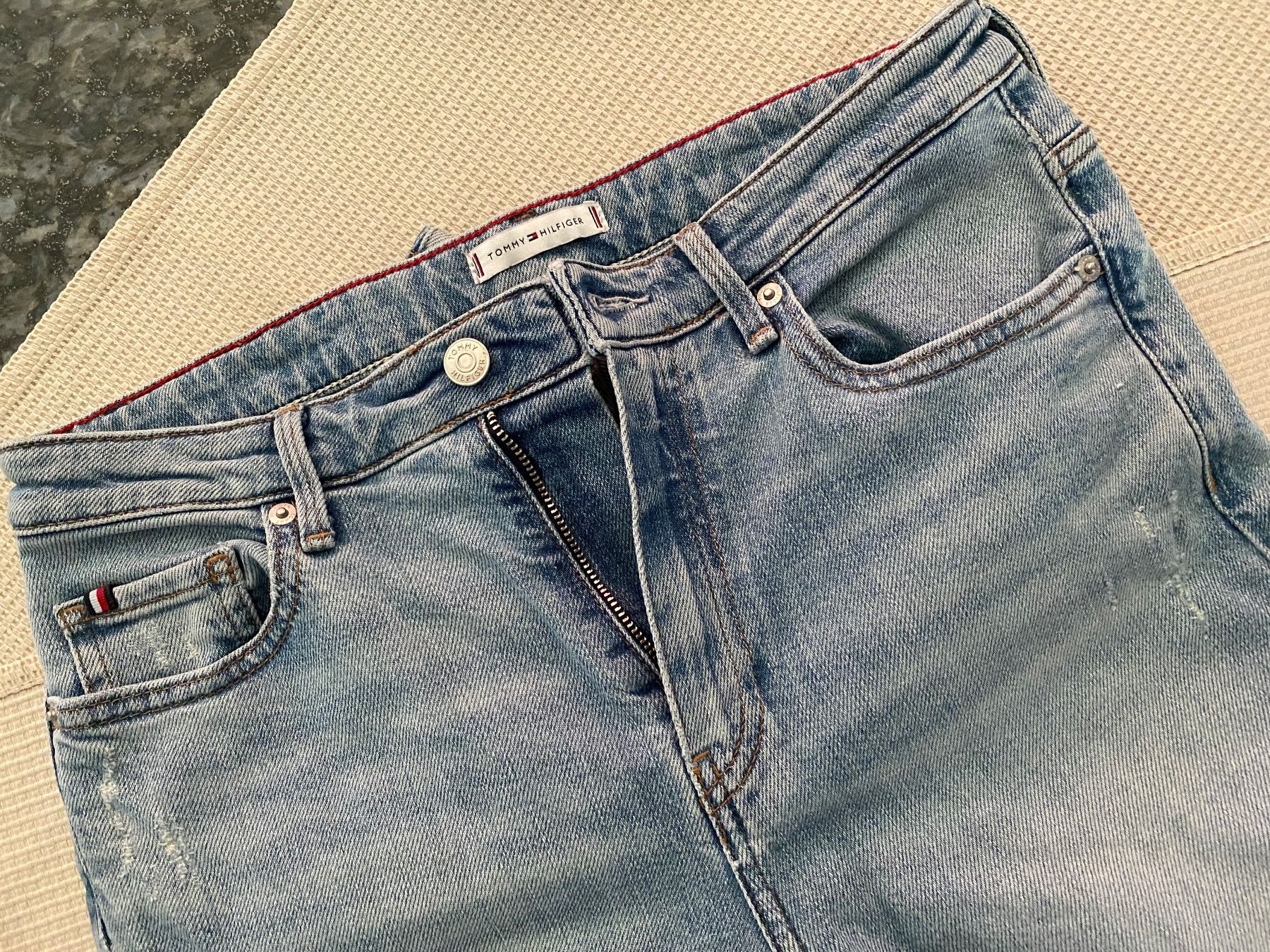 Tommy Hilfiger Jeans: Tommy Hilfiger Bootcut W30 / L32 – Usato da Allenwinden venduto da Obalu 4