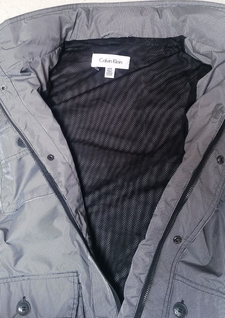 Calvin Klein Giacche: Schnäppchen: Regenjacke von Calvin Klein – Nuovo e nell'imballaggio originale da Winterthur venduto da Mick77 2