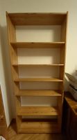 Schönes Holz Bücherregal