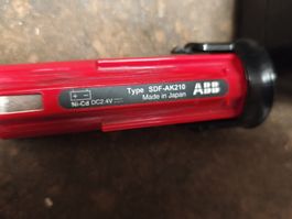 Panasonic Ladegerät EY0225 mit ABB Akku 2.4V Defekt.