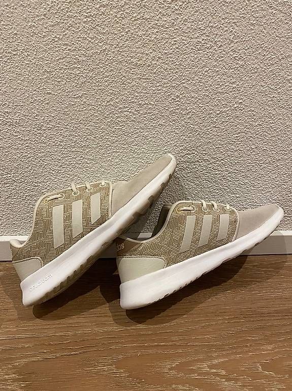 Adidas Scarpe da donna: Adidas Cloudfoam Sneaker Gr. 38 beige/weiss. – Usato da Dachsen venduto da Jay_3