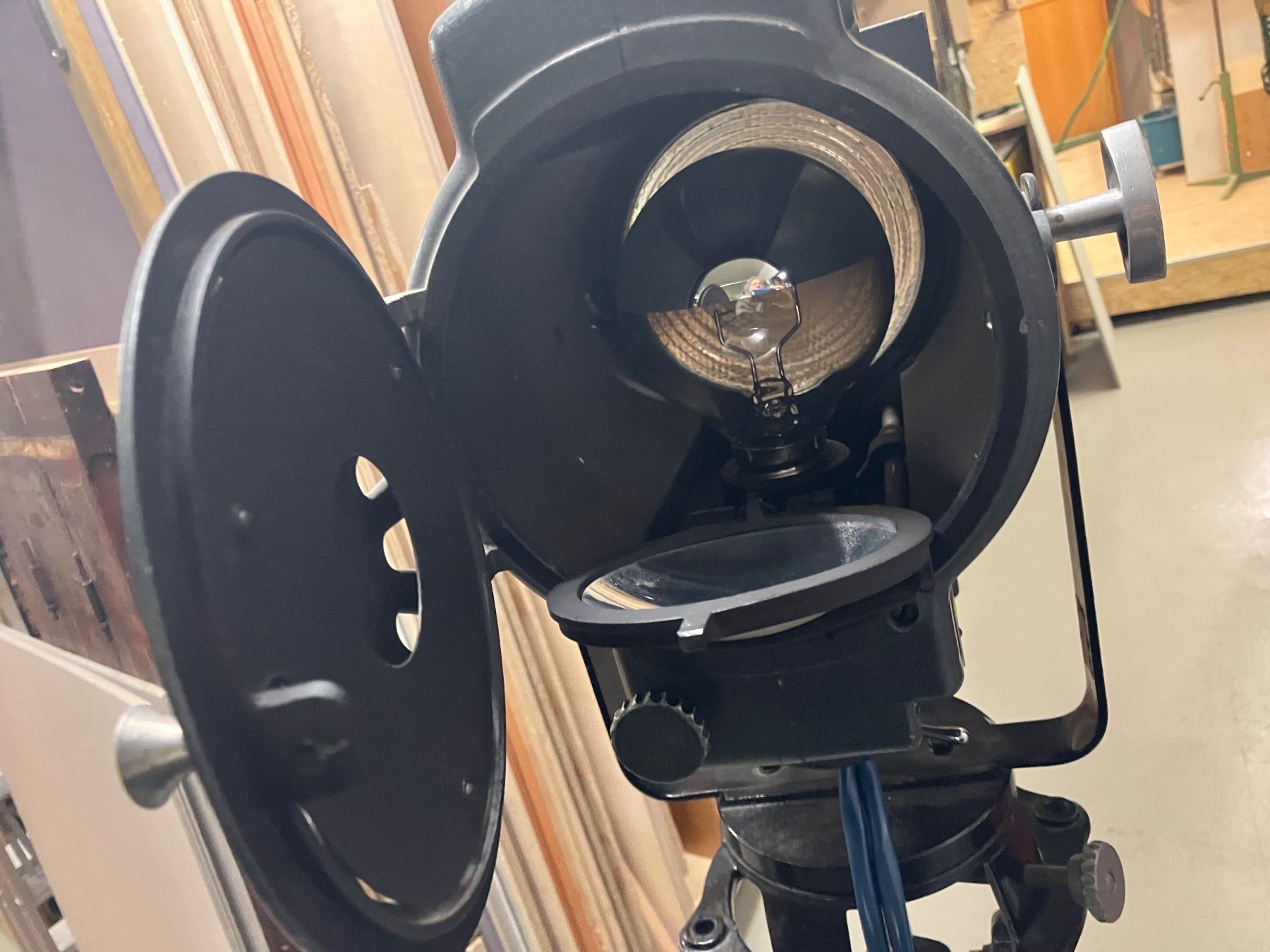 Arri Fari: Filmscheinwerfer – Usato da Zürich venduto da Ideal0 5