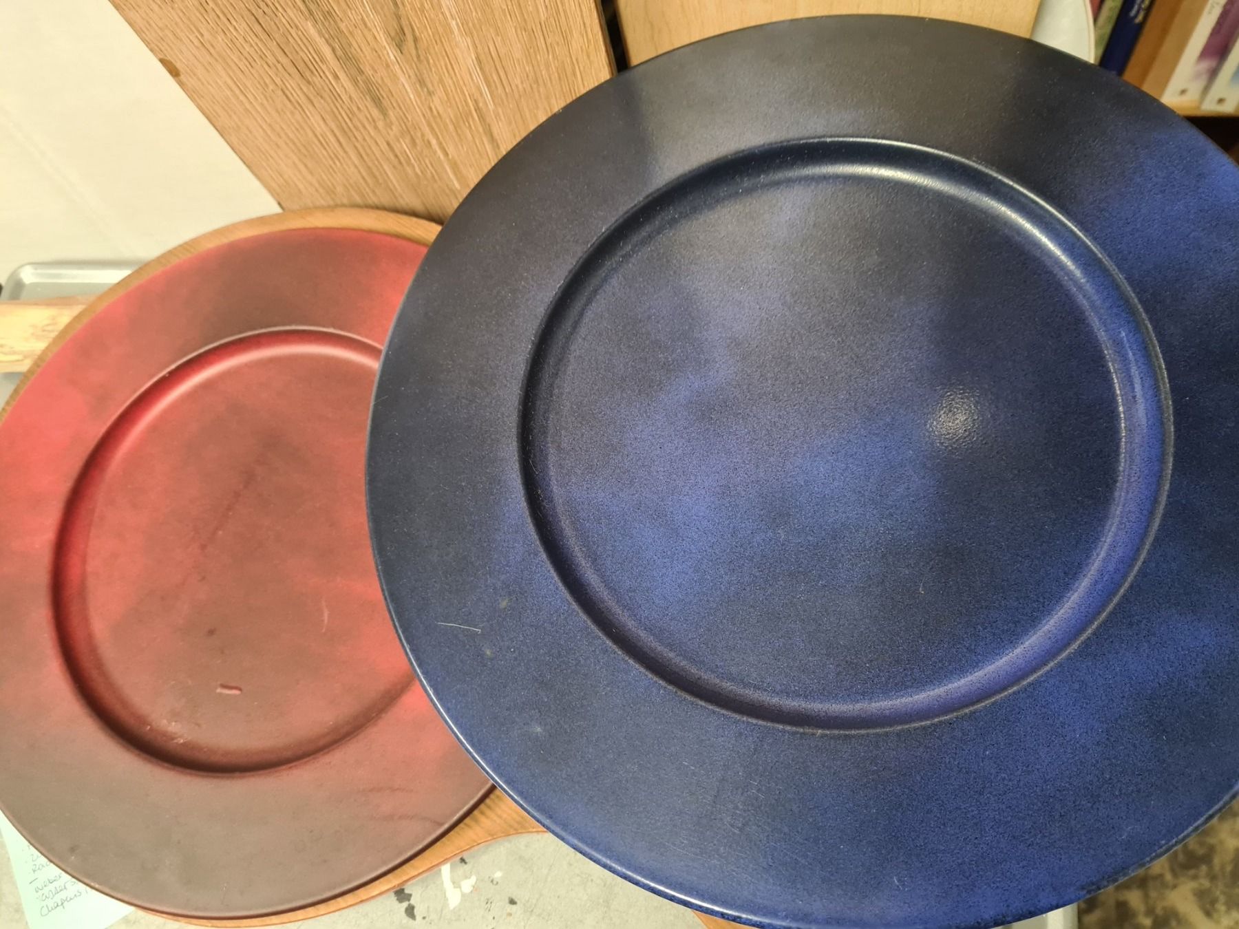 Piatti: 2 Metqll Platzteller/ Servierplatten, Ø ca. 33 cm – Usato da Amriswil venduto da used2use 1