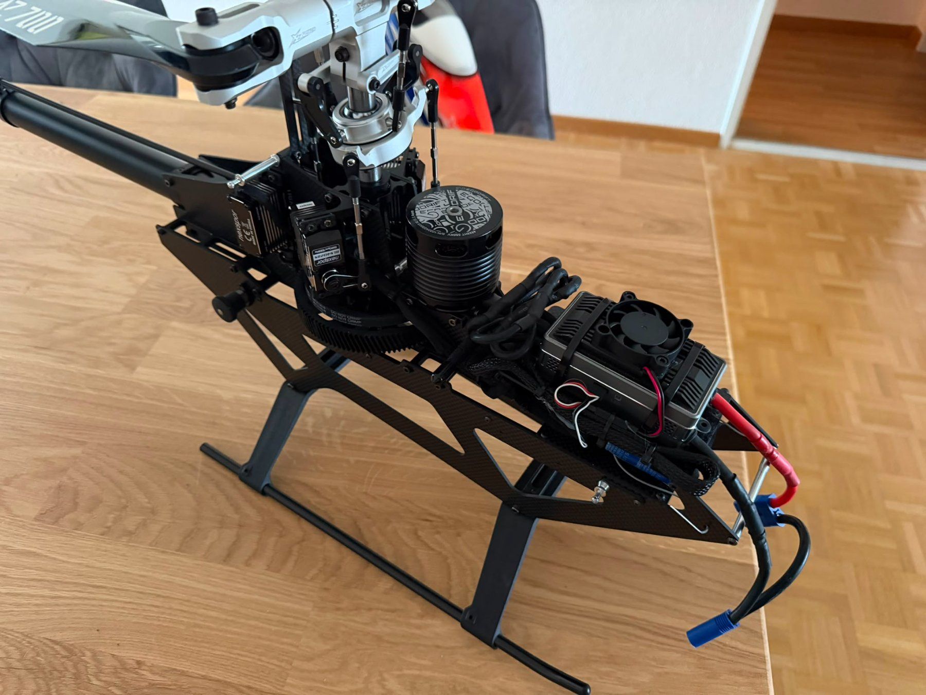 RC Modellbau: Specter 700 V2 – Gebraucht aus Hinwil von helifreak_64 5