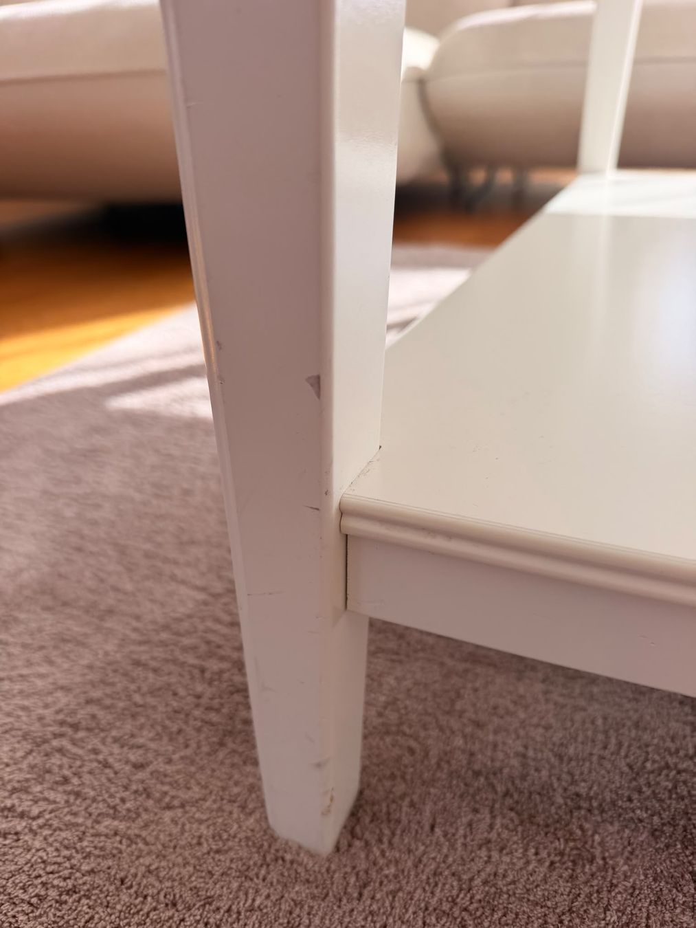Tavoli: Couchtisch weiss mit Glasplatte – Usato da Wilen (Sarnen) venduto da AJRom 2