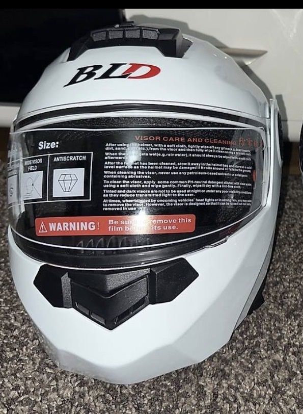 Casques & visières: Motorradhem klapphelm grosse L – Neuf avec emballage d'origine à Luzern par claiudiu 1