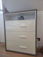 Schöne, hochwertige Kommode (grau-weiss)