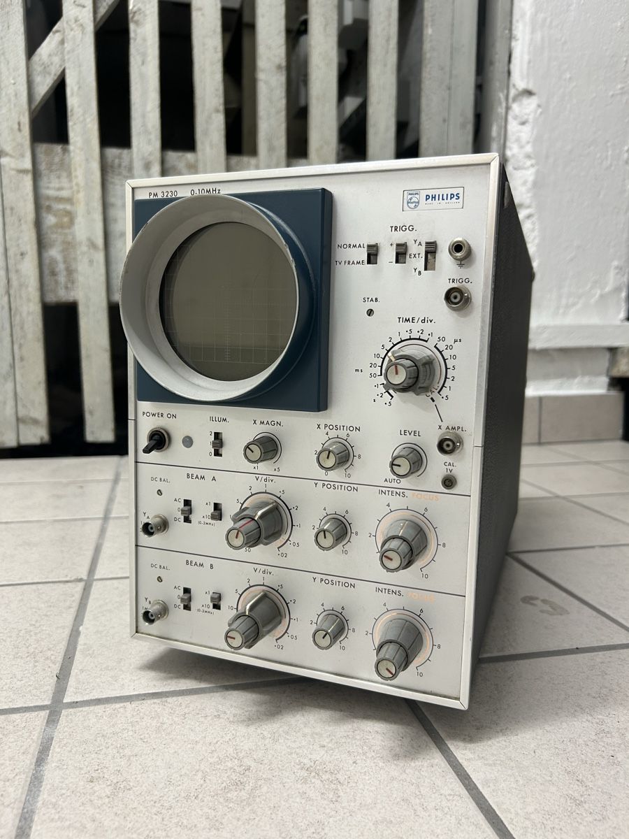 Philips Misurare: Oszilloskop – Usato da Schlieren venduto da AA92 1