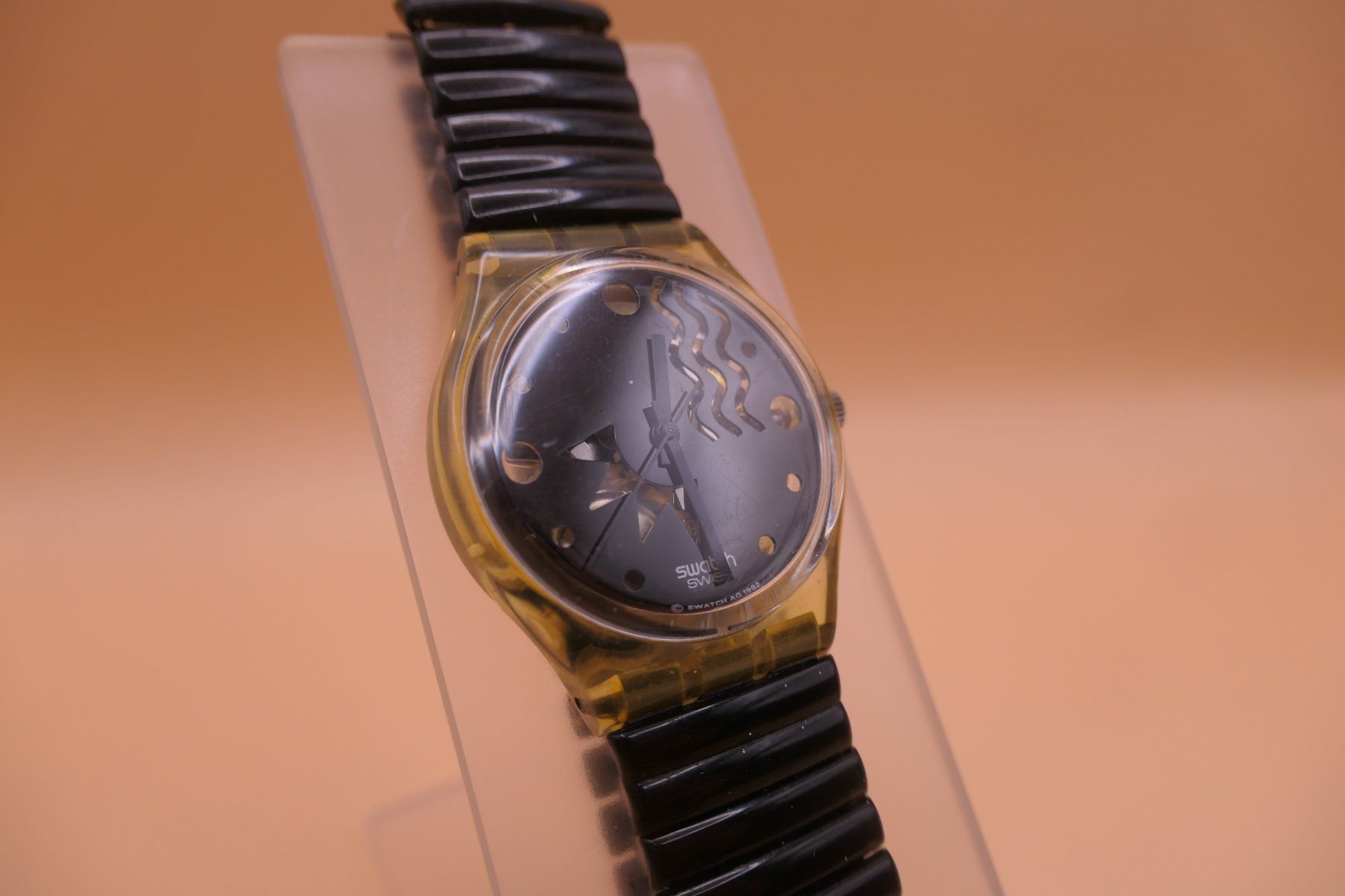 Swatch Orologi: Swatch Gent "FLAKE" GK165, neue Batterie – Usato da Thun venduto da CHRONOTIKA 2
